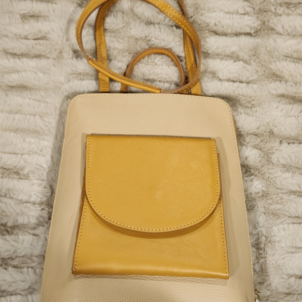 Italian Made Genuine Leather Divina Firenze Latte And Honey Backpack